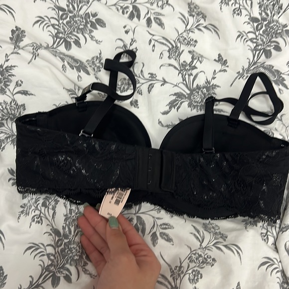 Victoria secret padded bra - Picture 3 of 9